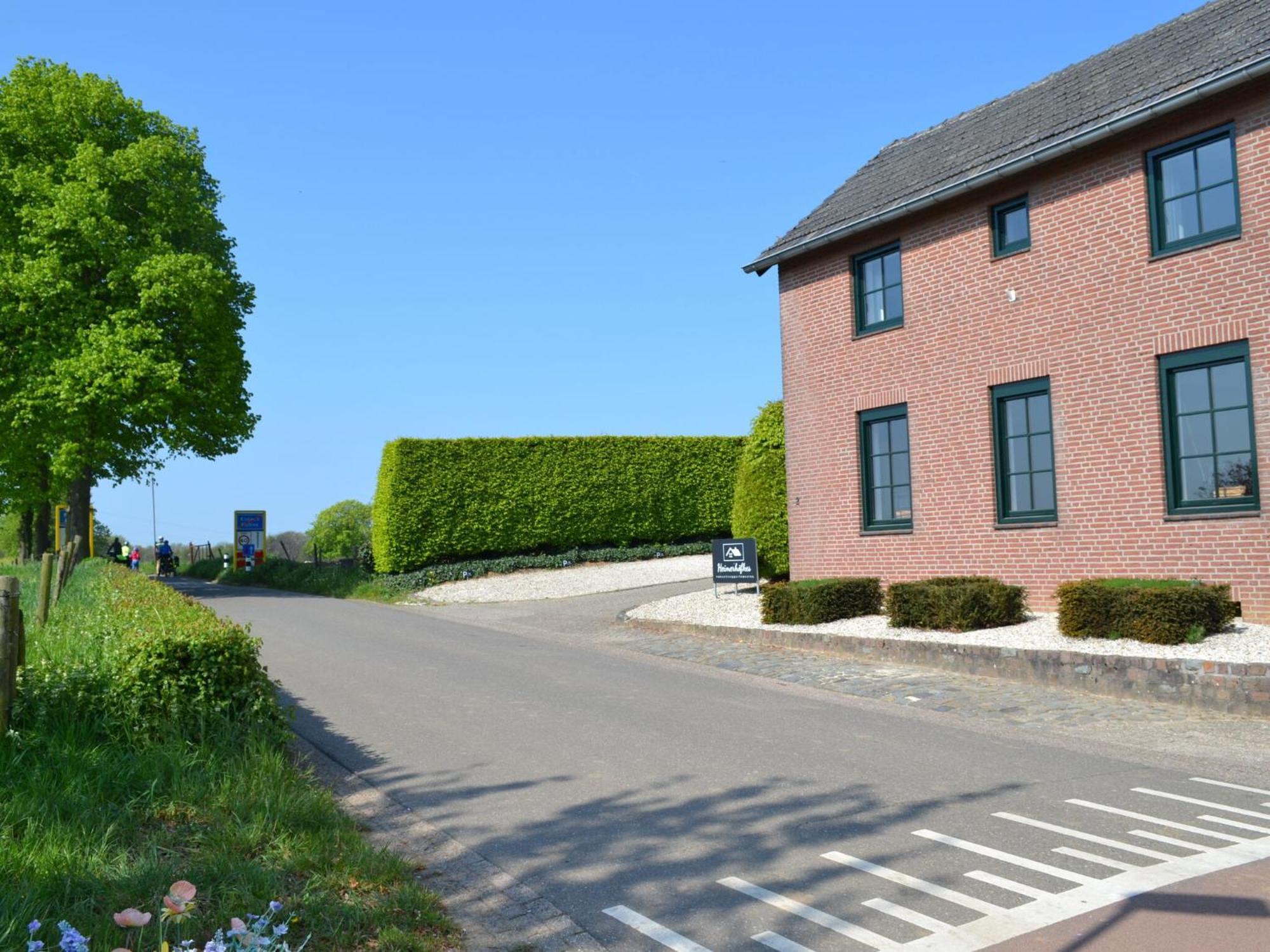 Attractive Farmhouse In South Limburg With Terrace Villa Klimmen Dış mekan fotoğraf